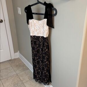 Lulu's Black and White Lace Midi Dress with Tie Shoulder Straps Small